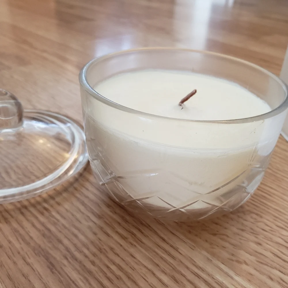 Pottery Barn candle